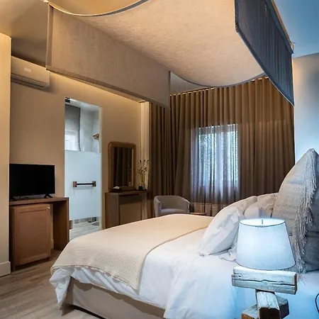 Hotel Mikelina Boutique 4*