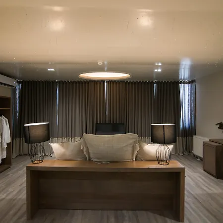 Mikelina Boutique 4*