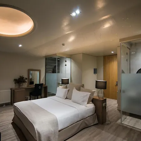 Mikelina Boutique 4*